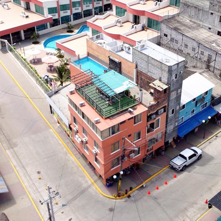 Hotel La Barca Atacames Exterior photo