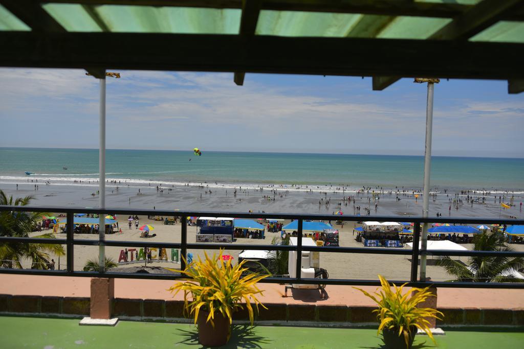 Hotel La Barca Atacames Exterior photo