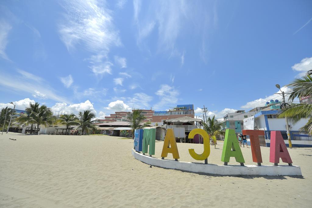 Hotel La Barca Atacames Exterior photo